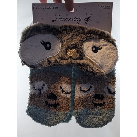 Sloth Faux Fur Eye Mask & Cozy Socks Set Brown Mint 4-10‎ Soft Smooth New Womens - Picture 3 of 7